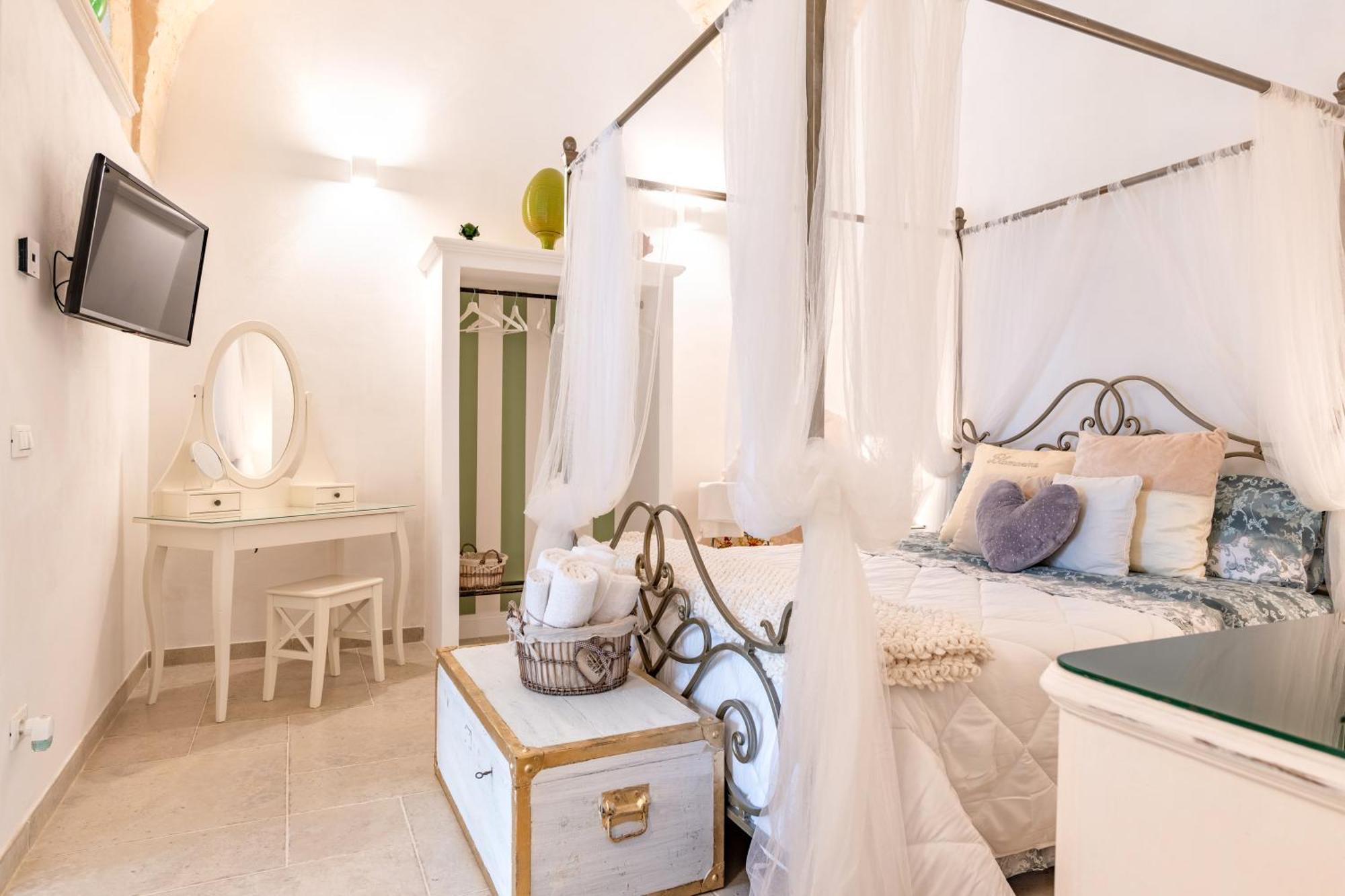 Un Giorno Bellissimo Suite & Spa Martina Franca Eksteriør billede